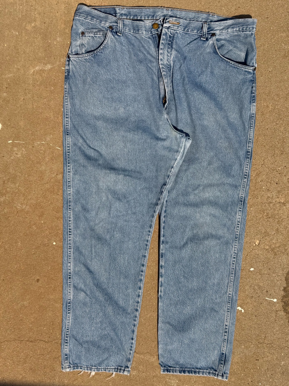 Wrangler Light Blue Straight Leg Men's Jeans